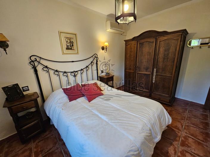 Image No.31-3 Bed Villa for sale