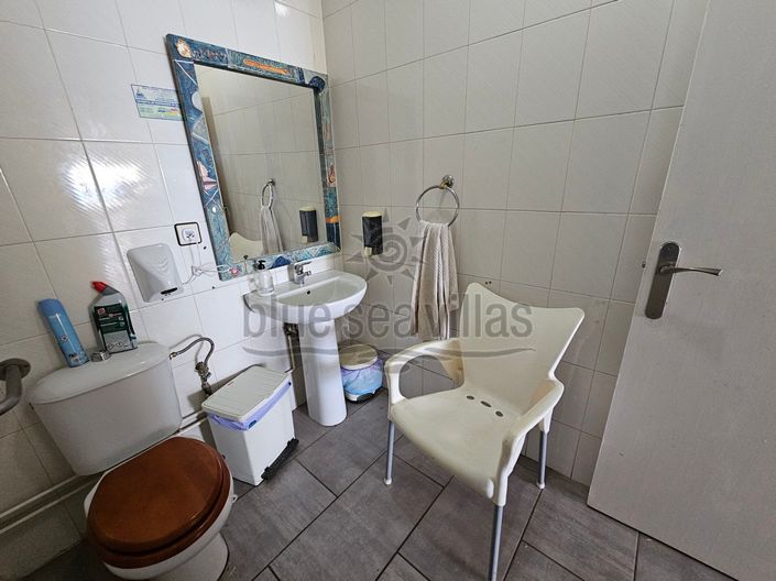 Image No.13-Commercial for sale