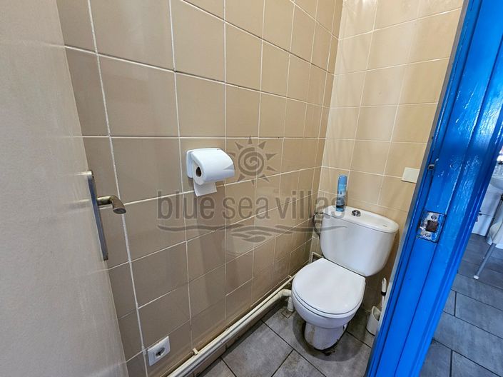 Image No.23-Commercial for sale