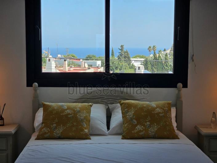 Image No.19-4 Bed Villa / Detached for sale