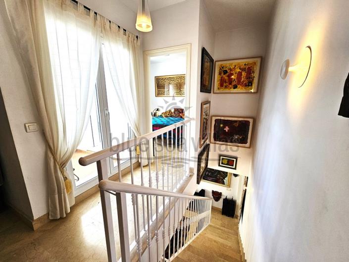 Image No.26-3 Bed Villa for sale