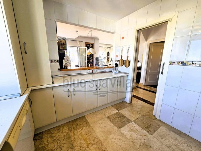 Image No.56-3 Bed Villa for sale