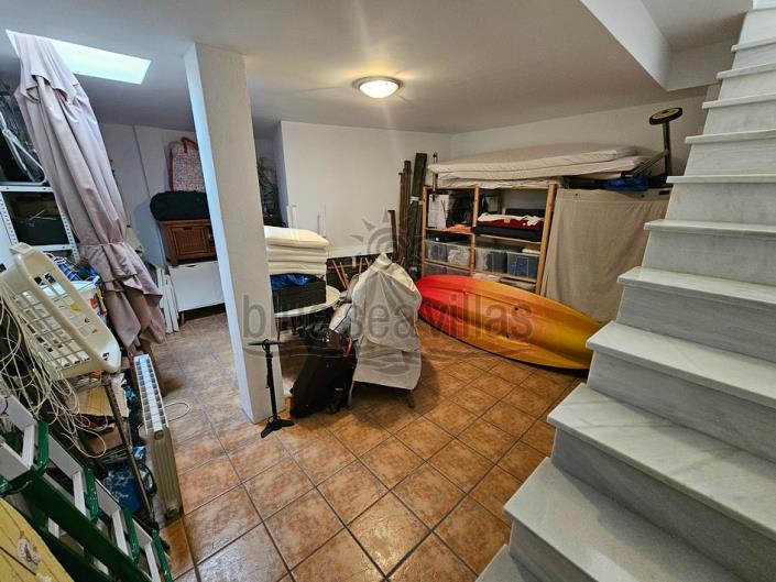 Image No.58-3 Bed Villa for sale