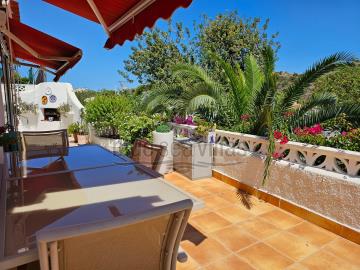 Outside-terraces-Calle-Calandria-1489--5-_opt