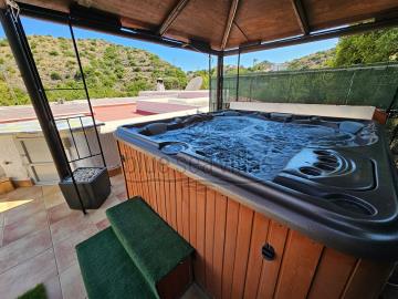 Roof-terrace-jacuzzi-Calle-Calandria-1489--5-_opt