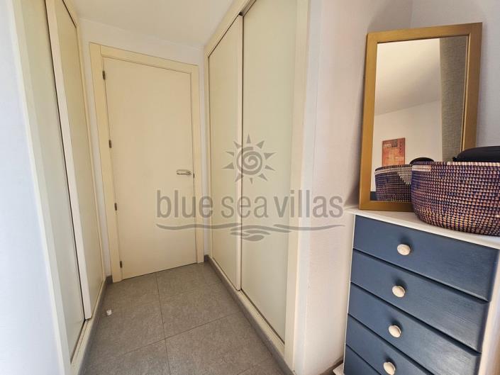 Image No.23-3 Bed Apartment for sale