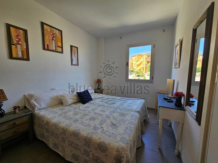 Image No.24-3 Bed Apartment for sale