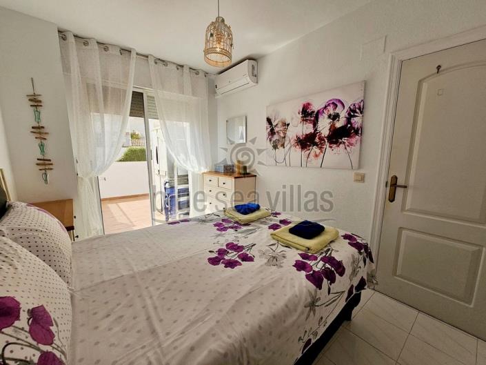 Image No.23-3 Bed Townhouse for sale