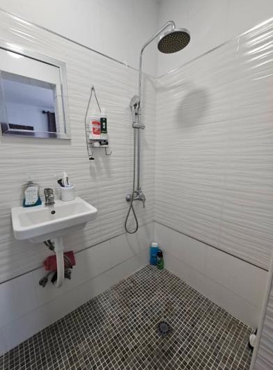 Image No.59-9 Bed Villa / Detached for sale