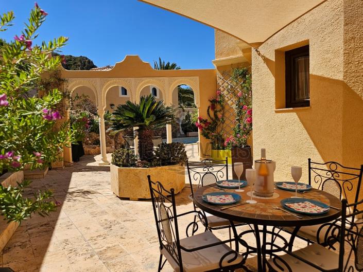 Image No.4-4 Bed Villa / Detached for sale