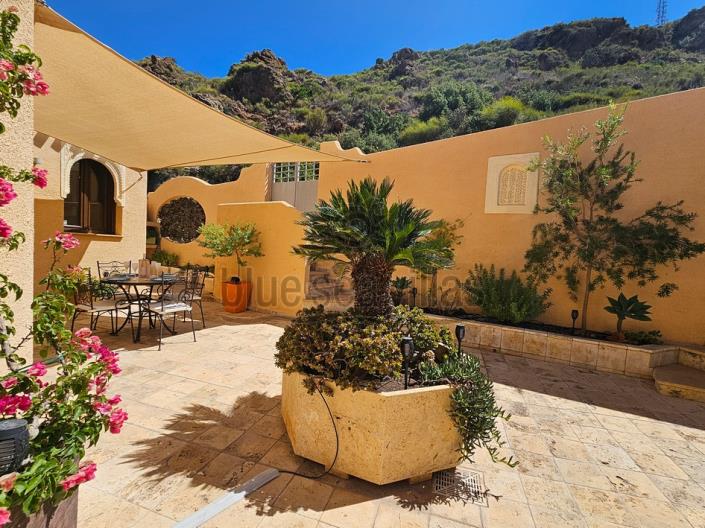 Image No.5-4 Bed Villa / Detached for sale