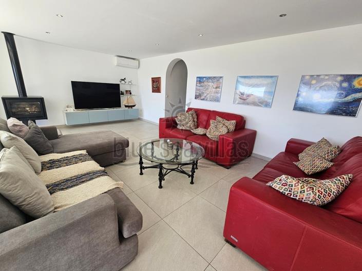 Image No.10-4 Bed Villa / Detached for sale