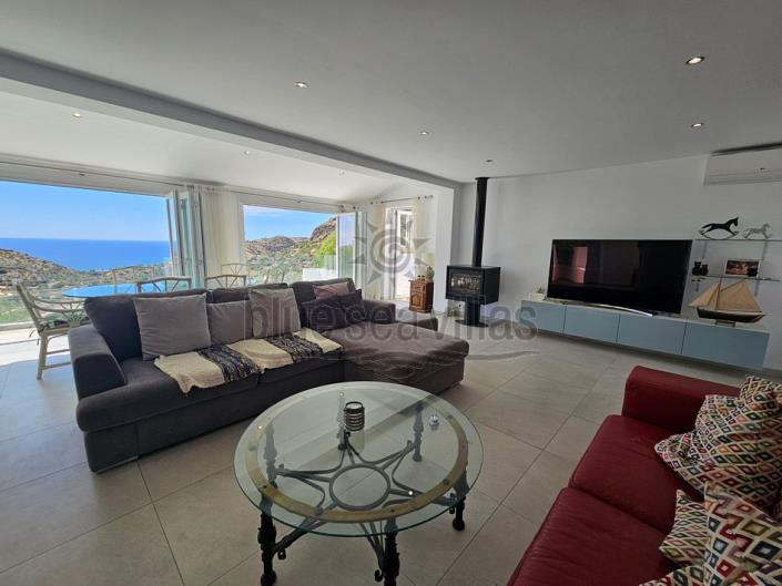 Image No.3-4 Bed Villa / Detached for sale