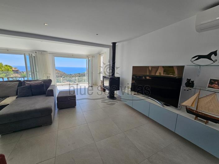 Image No.12-4 Bed Villa / Detached for sale