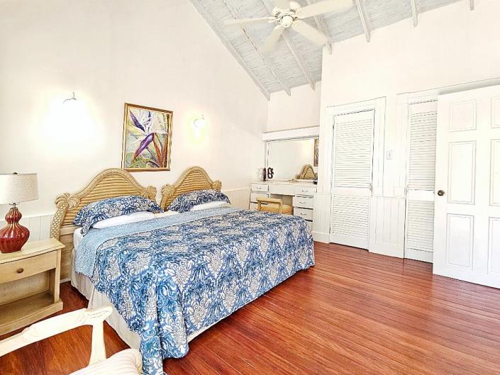 Image No.4-2 Bed Villa for sale