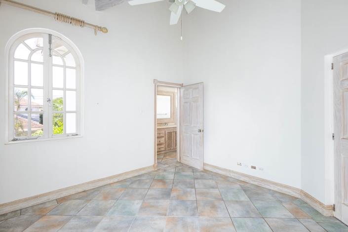 Image No.22-3 Bed Villa for sale