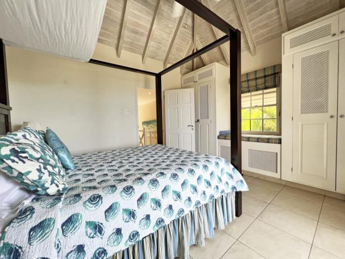 Image No.8-2 Bed Townhouse for sale