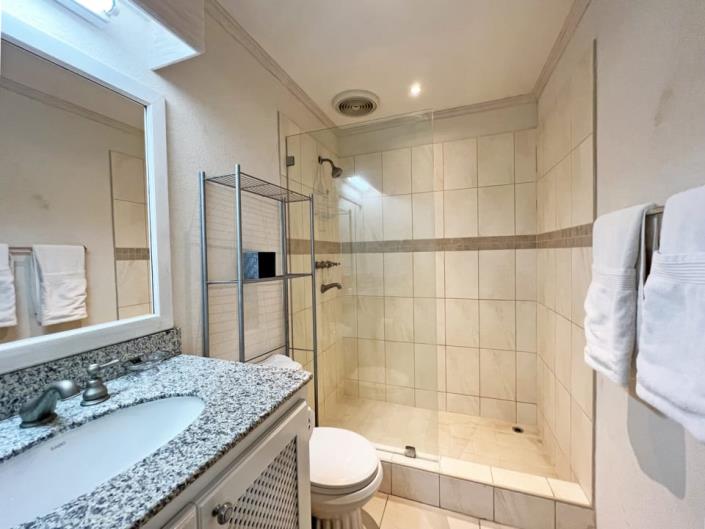 Image No.10-2 Bed Townhouse for sale