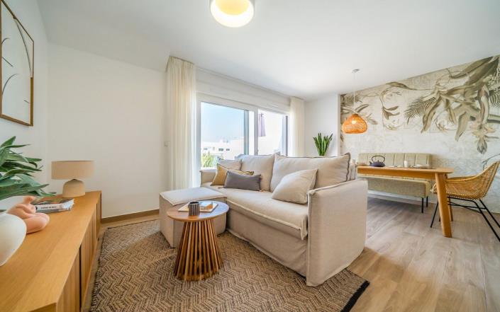 Image No.4-2 Bed Apartment for sale