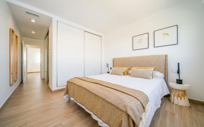 Image No.10-2 Bed Apartment for sale