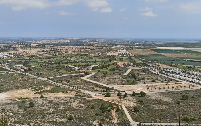 Image No.13-3 Bed Villa / Detached for sale