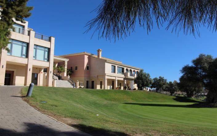 Image No.8-3 Bed Villa / Detached for sale