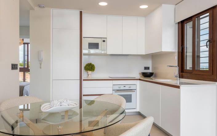 Image No.8-2 Bed Apartment for sale