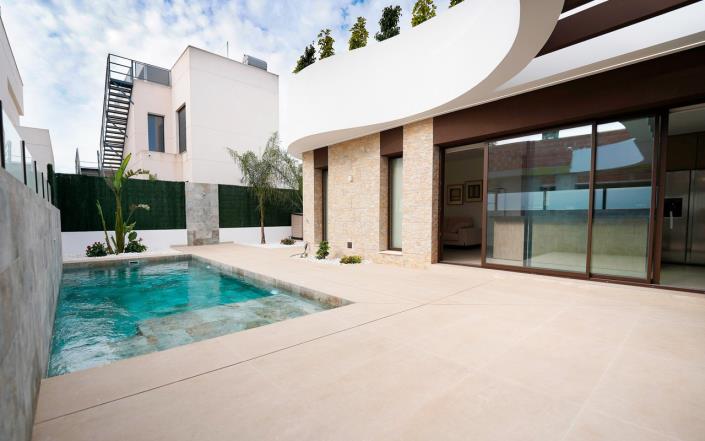 Image No.20-3 Bed Villa for sale