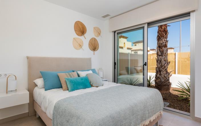 Image No.11-3 Bed Apartment for sale