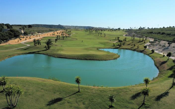 Image No.6-3 Bed Villa / Detached for sale