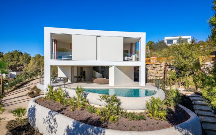 Image No.27-3 Bed Villa / Detached for sale