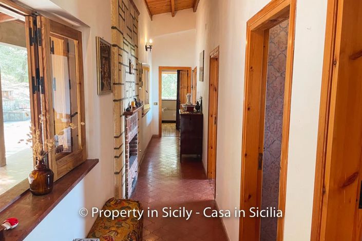 Image No.21-4 Bed Villa for sale