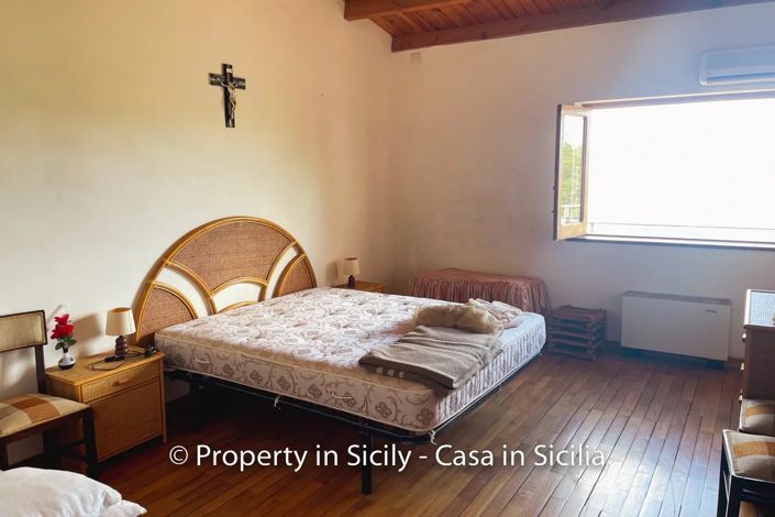 Image No.24-4 Bed Villa for sale