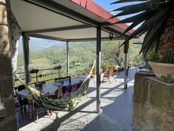 dda05e354b83d9ac65e3307e4e214129f3bd09d18a192