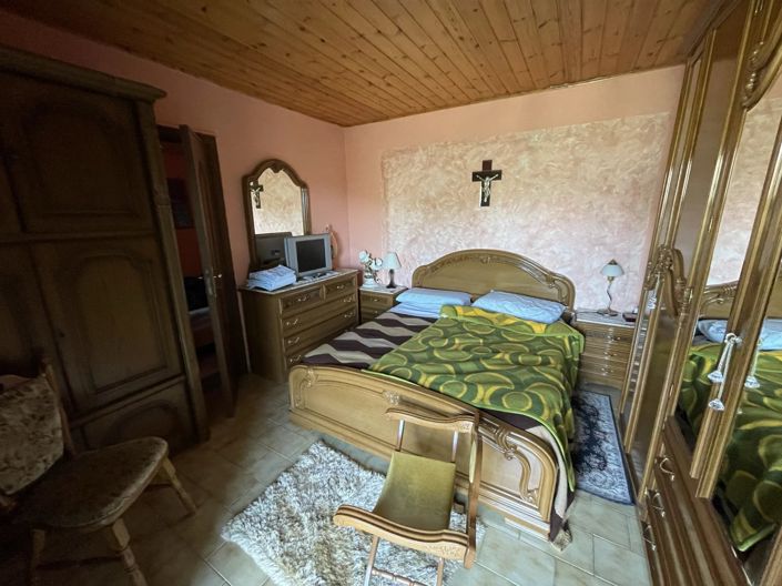 Image No.30-2 Bed Apartment for sale