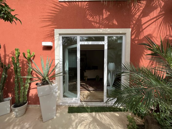 Image No.15-3 Bed Villa for sale