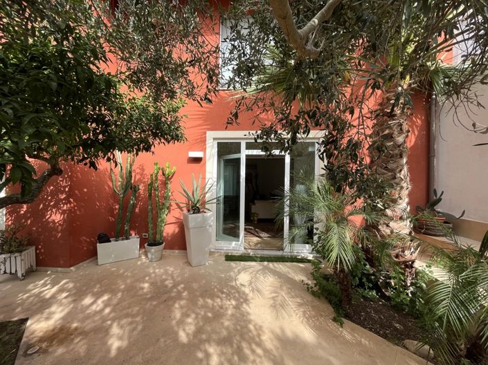 Image No.3-3 Bed Villa for sale