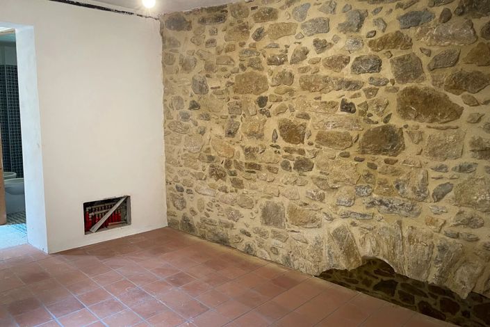 Image No.5-2 Bed House for sale