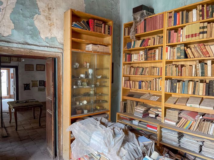 Image No.19-7 Bed House for sale