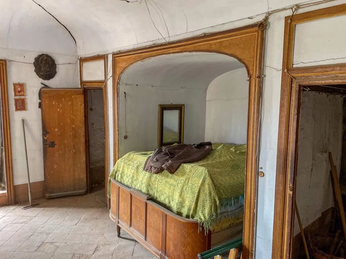 Image No.22-7 Bed House for sale