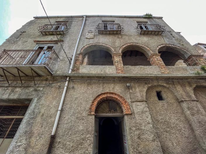 Image No.3-7 Bed House for sale