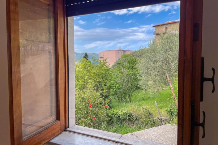 Image No.20-3 Bed Apartment for sale