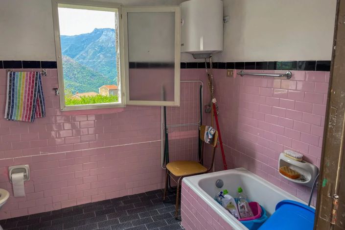 Image No.30-3 Bed Apartment for sale