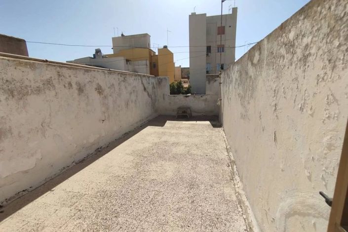 Image No.21-2 Bed Apartment for sale