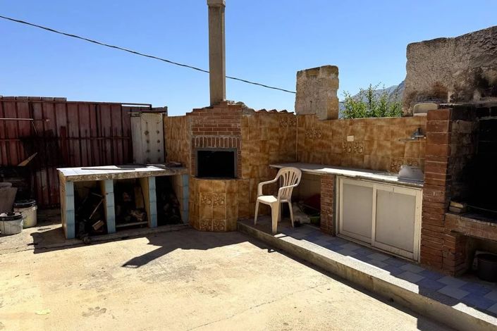 Image No.23-3 Bed Apartment for sale