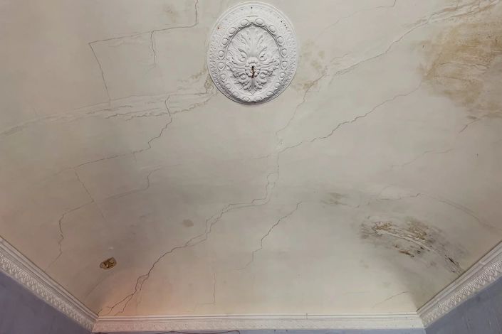 Image No.20-5 Bed House for sale