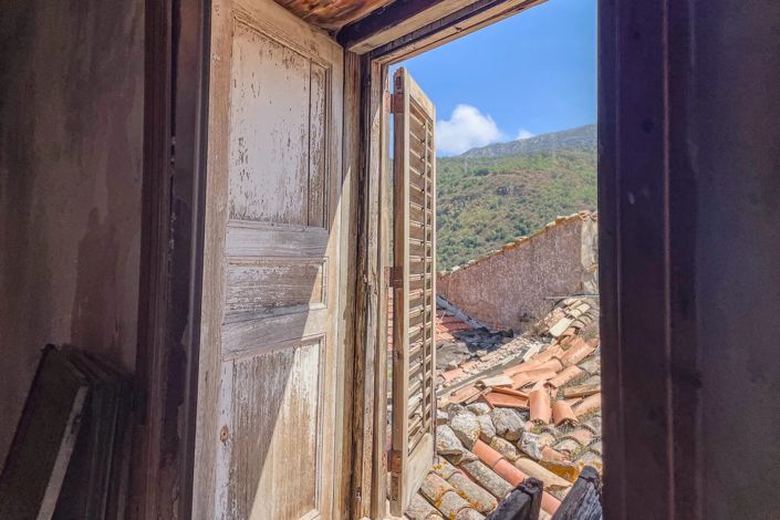 Image No.25-5 Bed House for sale