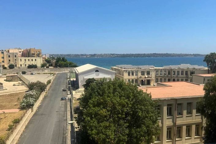 Image No.2-3 Bed Apartment for sale