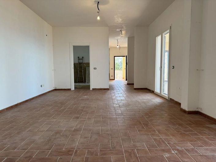 Image No.18-4 Bed Villa for sale