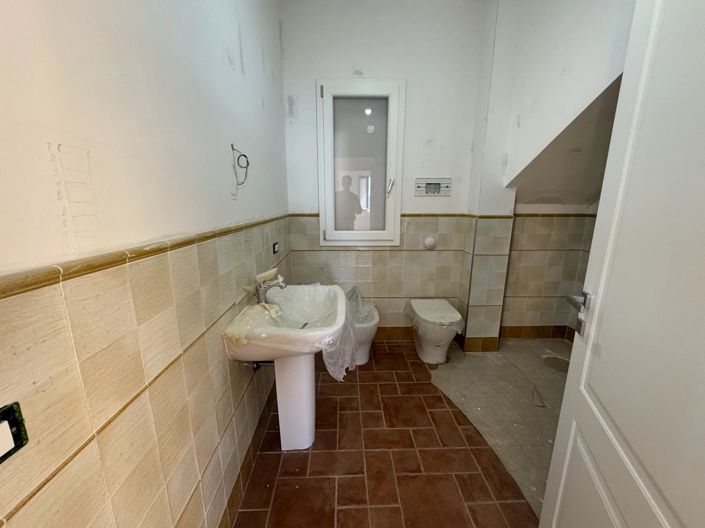 Image No.29-4 Bed Villa for sale